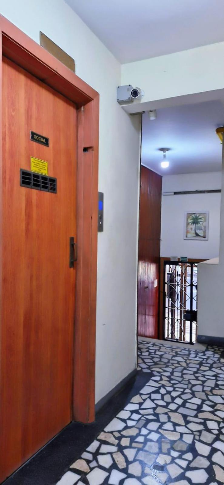 Apartamento Copacabana Esquina Frente Rua Hilario De Gouveia Rio de Janeiro